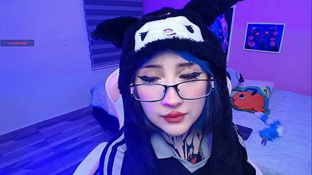 Snapshot of Miwa_violet chatting on May 2026 11:46:02 PM Miwa violet online show from May 2026 11:46:02 PM