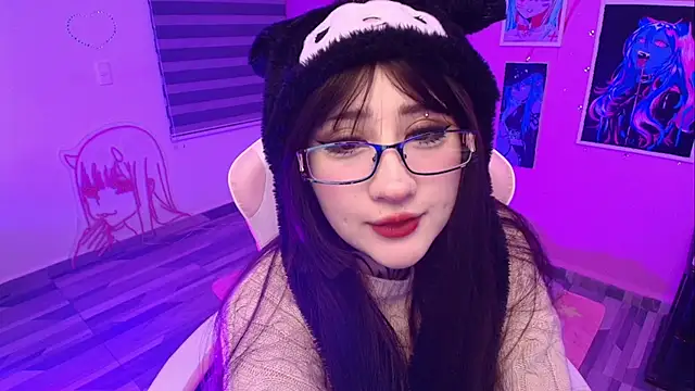 Snapshot of Miwa_violet chatting on May 2026 03:47:01 AM Miwa violet online show from May 2026 03:47:01 AM