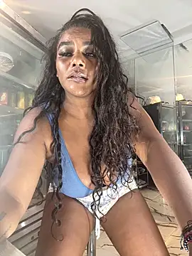 Snapshot of MAREIA_25 chatting on March 2025 04:05:01 AM MAREIA 25 online show from March 2025 04:05:01 AM