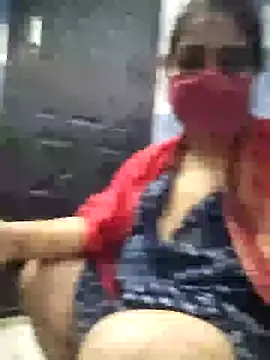 Snapshot of kirti__arora chatting on December 2024 10:47:01 PM kirti arora online show from December 2024 10:47:01 PM