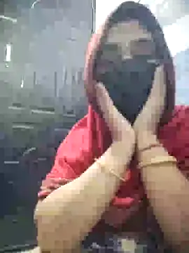 Snapshot of kirti__arora chatting on December 2024 11:14:02 PM kirti arora online show from December 2024 11:14:02 PM