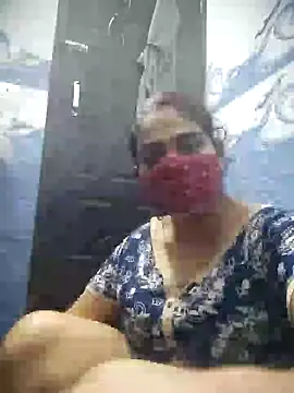 Snapshot of kirti__arora chatting on January 2025 11:02:01 AM kirti arora online show from January 2025 11:02:01 AM