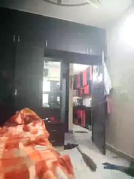 Snapshot of kirti__arora chatting on January 2025 05:52:02 AM kirti arora online show from January 2025 05:52:02 AM