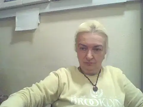 Meri798 online show from October 2025 05:41:02 PM