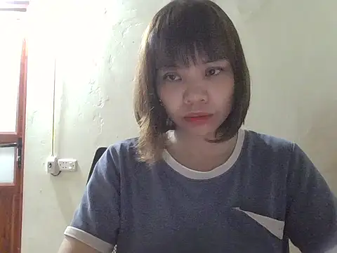 Angela-Eira online show from October 2025 09:05:02 PM