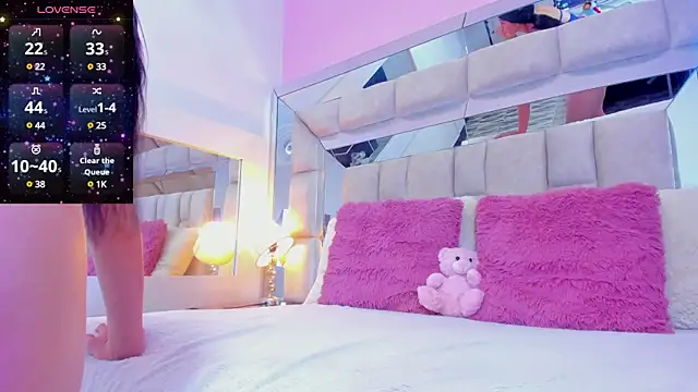 BILIE ROUSE1 online show from February 2025 11:01:01 PM