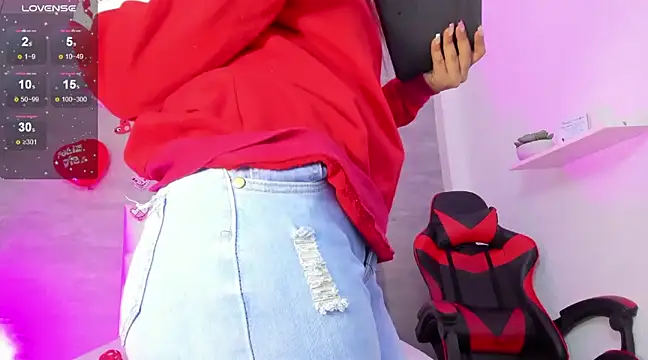 thararouse online show from February 2025 12:12:01 PM