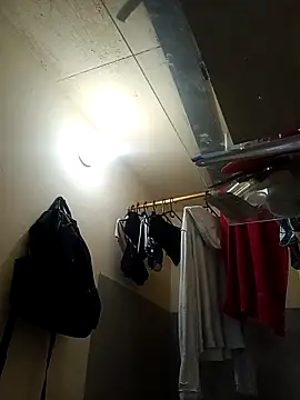 Dakary hot online show from October 2025 07:37:02 PM