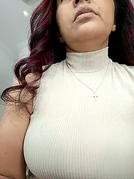 MonicaMoret online show from March 2025 12:04:02 PM