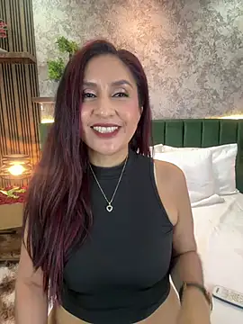 Snapshot of MonicaMoret chatting on July 2026 12:44:01 PM MonicaMoret online show from July 2026 12:44:01 PM