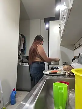 Snapshot of Dahian_XXX chatting on December 2024 02:23:01 AM Dahian XXX online show from December 2024 02:23:01 AM