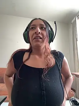 Snapshot of Dahian_XXX chatting on January 2025 03:24:01 PM Dahian XXX online show from January 2025 03:24:01 PM