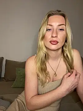 Snapshot of belle98 chatting on January 2026 09:40:02 PM belle98 online show from January 2026 09:40:02 PM