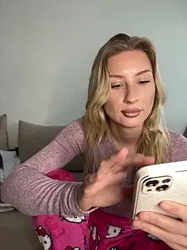 Snapshot of belle98 chatting on February 2026 10:09:02 AM belle98 online show from February 2026 10:09:02 AM