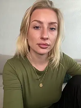 Snapshot of belle98 chatting on March 2026 10:19:01 AM belle98 online show from March 2026 10:19:01 AM