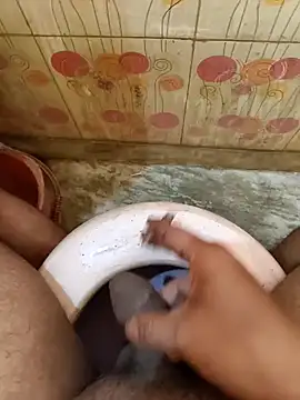 Snapshot of Rasharaj chatting on December 2024 04:31:02 AM Rasharaj online show from December 2024 04:31:02 AM