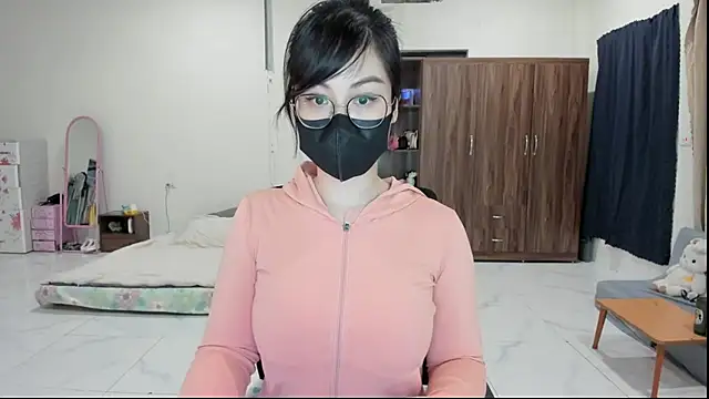 Baby Claraa online show from February 2025 07:54:02 AM