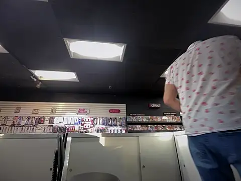 Snapshot of RawRyder8 chatting on January 2026 12:15:01 AM RawRyder8 online show from January 2026 12:15:01 AM