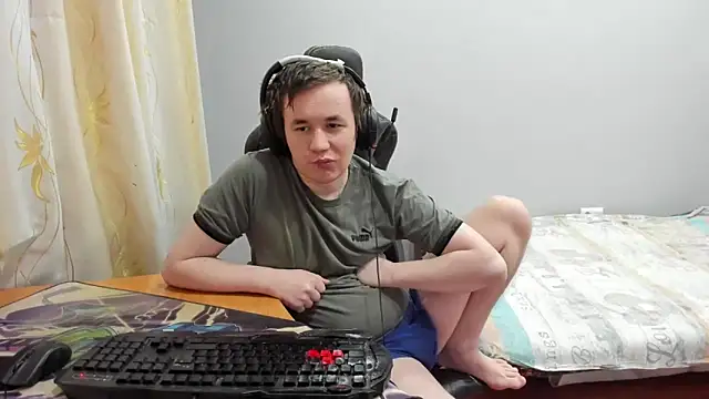 iliaskrislove online show from February 2026 12:48:02 PM