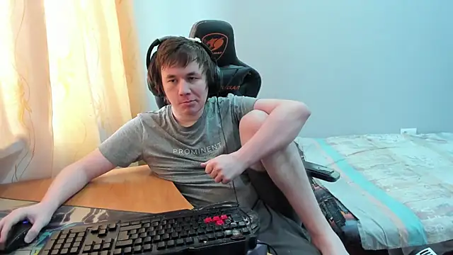 iliaskrislove online show from March 2026 06:52:02 AM