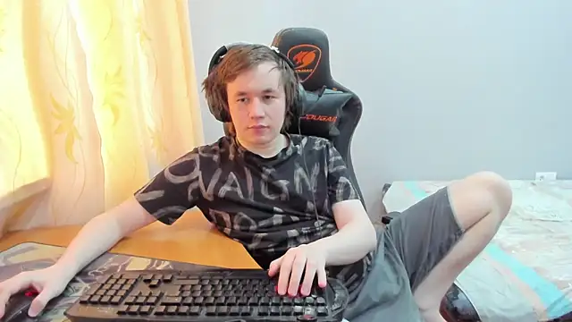 iliaskrislove online show from March 2026 04:18:01 AM