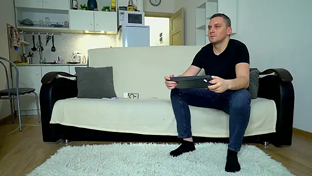 Snapshot of littlesweettifany chatting on February 2025 03:41:02 PM littlesweettifany online show from February 2025 03:41:02 PM