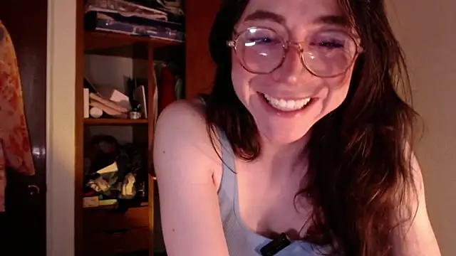 Snapshot of emily_pearl_ chatting on October 2025 09:14:02 PM emily pearl  online show from October 2025 09:14:02 PM