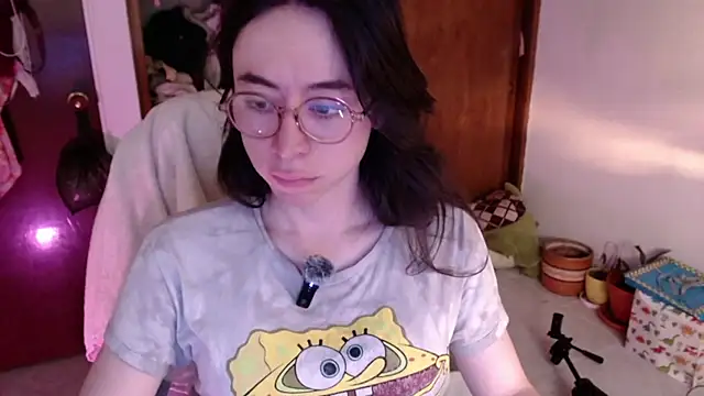 Snapshot of emily_pearl_ chatting on October 2025 09:59:02 PM emily pearl  online show from October 2025 09:59:02 PM