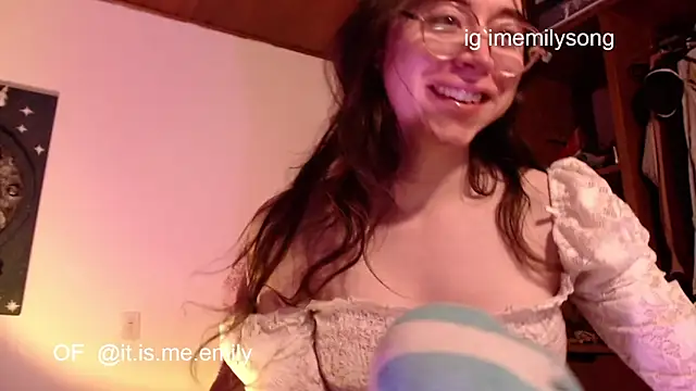 emily pearl  online show from February 2026 10:25:02 AM