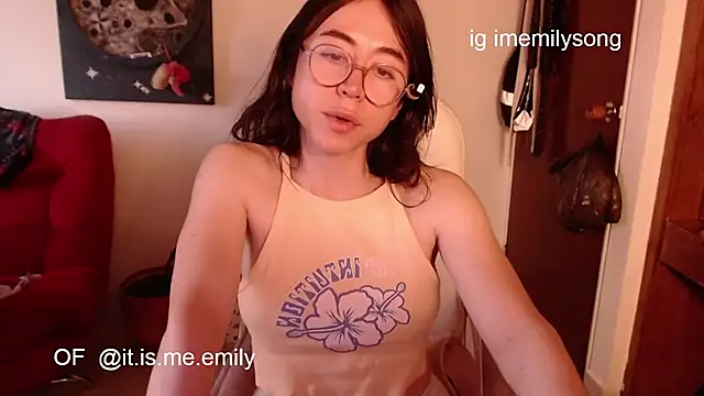 Snapshot of emily_pearl_ chatting on March 2026 10:59:01 PM emily pearl online show from March 2026 10:59:01 PM