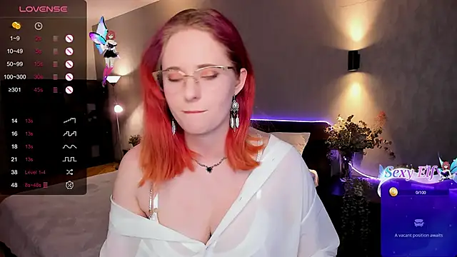 Snapshot of Aemilia_ chatting on December 2024 12:07:02 PM Aemilia online show from December 2024 12:07:02 PM