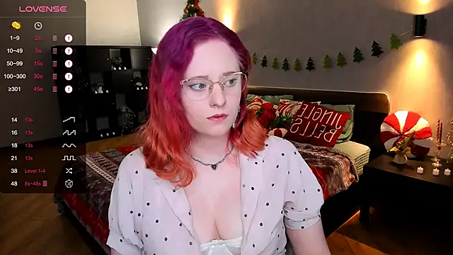 Snapshot of Aemilia_ chatting on December 2024 12:34:02 PM Aemilia online show from December 2024 12:34:02 PM