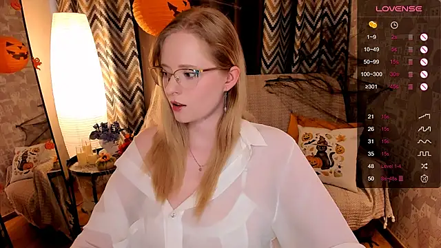 Snapshot of Aemilia_ chatting on October 2025 08:15:02 AM Aemilia online show from October 2025 08:15:02 AM