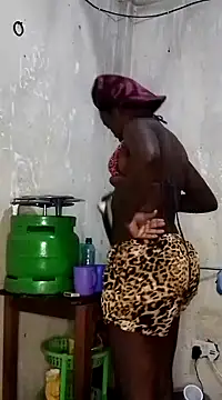 Snapshot of zaynlovena chatting on December 2024 06:38:02 PM zaynlovena online show from December 2024 06:38:02 PM