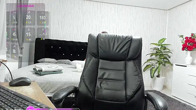 KattyeFox online show from October 2025 09:32:02 PM