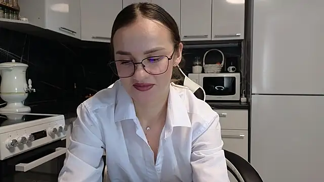 Snapshot of Strip-Lady chatting on February 2025 03:47:02 AM Strip-Lady online show from February 2025 03:47:02 AM