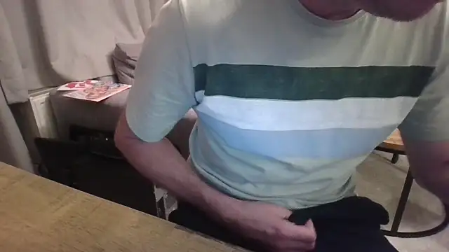 Snapshot of Michealtje85 chatting on December 2025 08:48:01 PM Michealtje85 online show from December 2025 08:48:01 PM