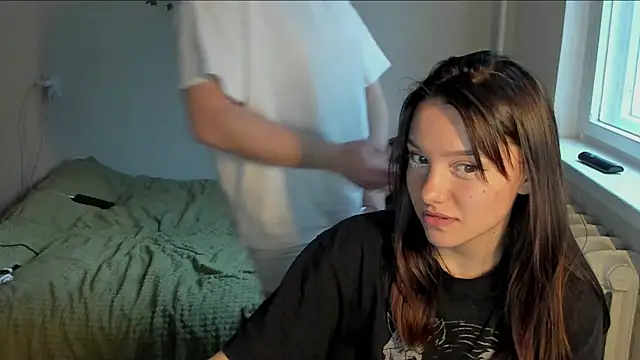 Snapshot of MashkaRay chatting on April 2026 02:58:01 PM MashkaRay online show from April 2026 02:58:01 PM