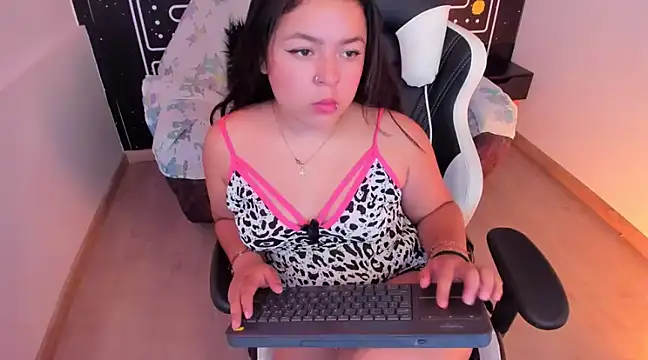 Barbara honey online show from January 2025 12:39:02 PM