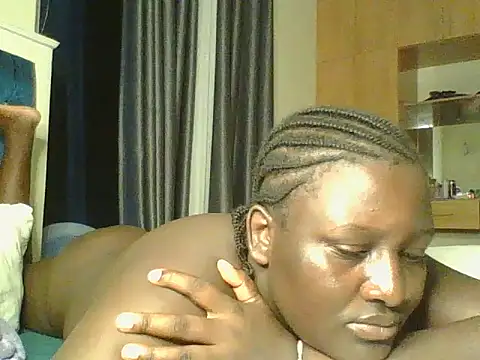 Snapshot of Heavy_ass chatting on March 2026 08:32:01 PM Heavy ass online show from March 2026 08:32:01 PM