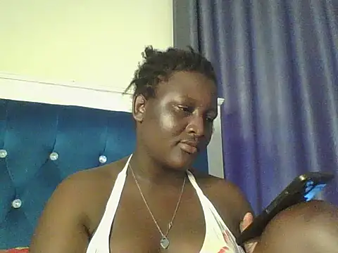 Snapshot of Heavy_ass chatting on May 2026 11:38:02 AM Heavy ass online show from May 2026 11:38:02 AM