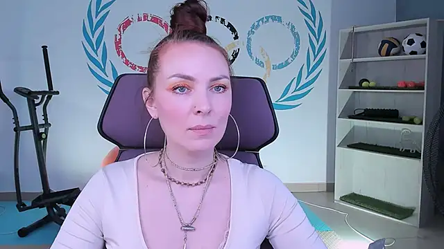 Snapshot of VandaRossi chatting on January 2025 11:17:01 AM VandaRossi online show from January 2025 11:17:01 AM