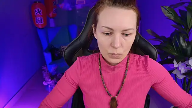 Snapshot of VandaRossi chatting on February 2025 09:08:02 AM VandaRossi online show from February 2025 09:08:02 AM