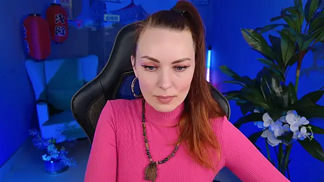 Snapshot of VandaRossi chatting on February 2025 12:13:02 PM VandaRossi online show from February 2025 12:13:02 PM