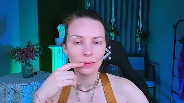 Snapshot of VandaRossi chatting on February 2025 05:10:01 AM VandaRossi online show from February 2025 05:10:01 AM