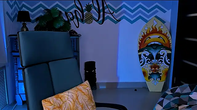 Snapshot of VandaRossi chatting on February 2025 08:11:02 AM VandaRossi online show from February 2025 08:11:02 AM