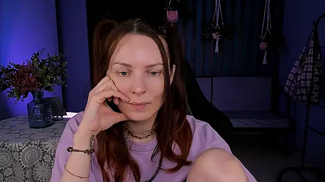 Snapshot of VandaRossi chatting on February 2025 08:10:01 AM VandaRossi online show from February 2025 08:10:01 AM