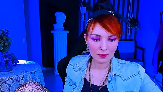 Snapshot of VandaRossi chatting on March 2025 08:13:01 AM VandaRossi online show from March 2025 08:13:01 AM