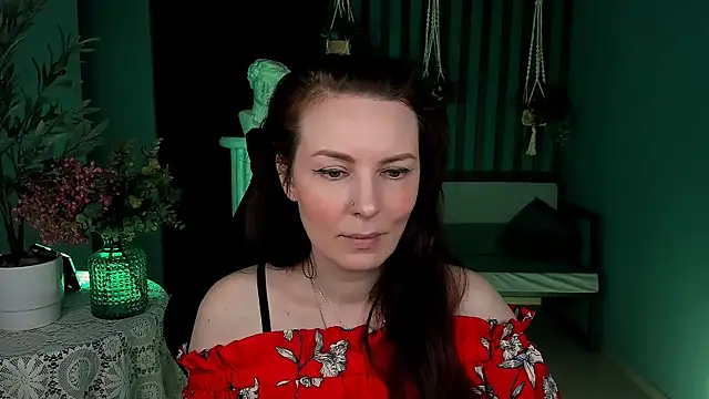 Snapshot of VandaRossi chatting on September 2025 06:49:01 AM VandaRossi online show from September 2025 06:49:01 AM