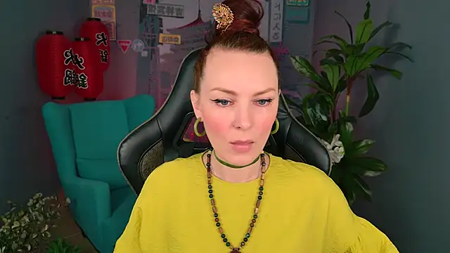 Snapshot of VandaRossi chatting on September 2025 09:12:02 AM VandaRossi online show from September 2025 09:12:02 AM